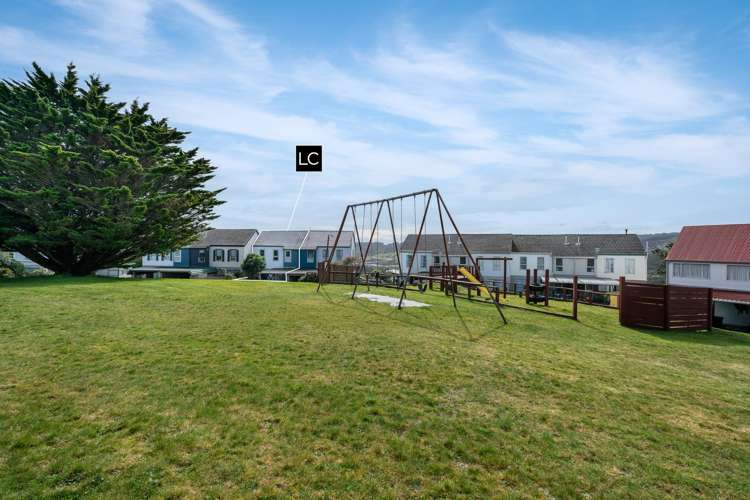 11 Hollydale Grove Churton Park_1