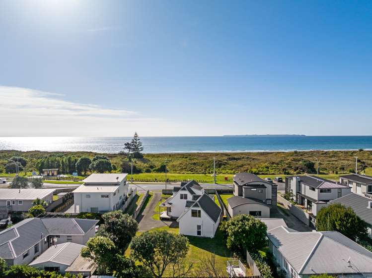 906 Papamoa Beach Rd_0