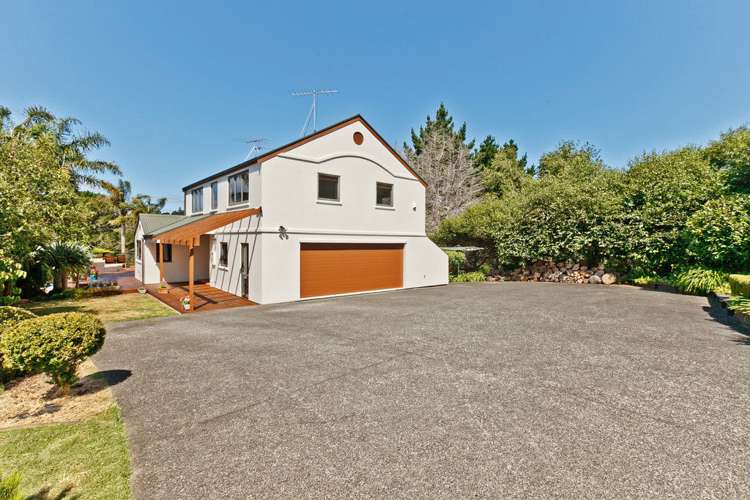 16 Rodeo Drive Redvale_11