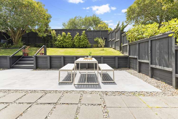 188 Golf Road Titirangi_10