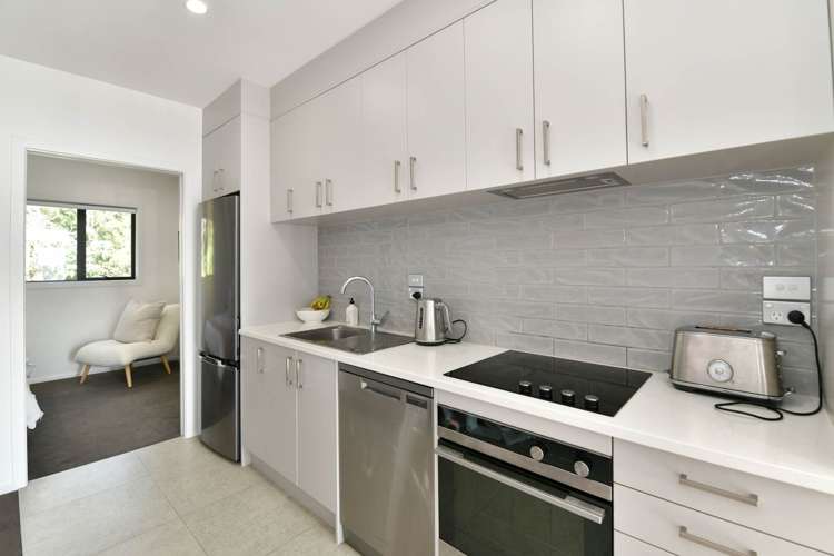 2/43 David Sidwell Place Stanmore Bay_2