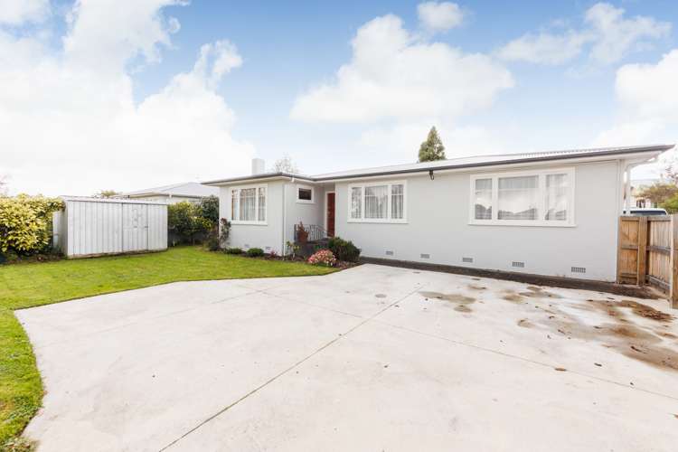 6 Long Melford Road Awapuni_19