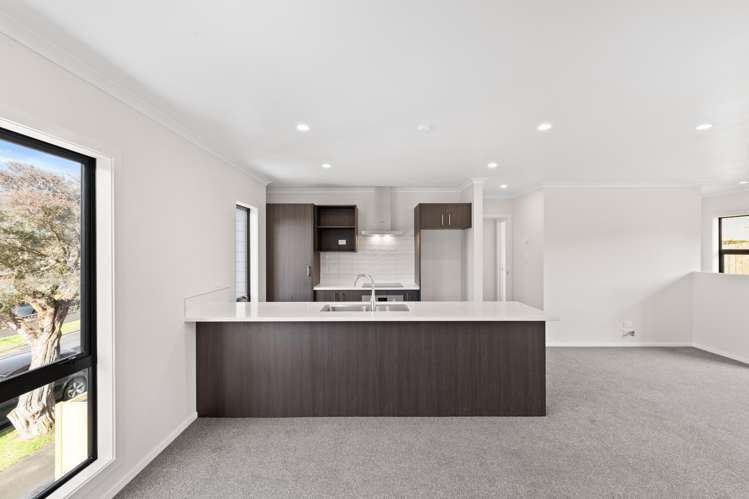 2/15 Mccracken Avenue_2