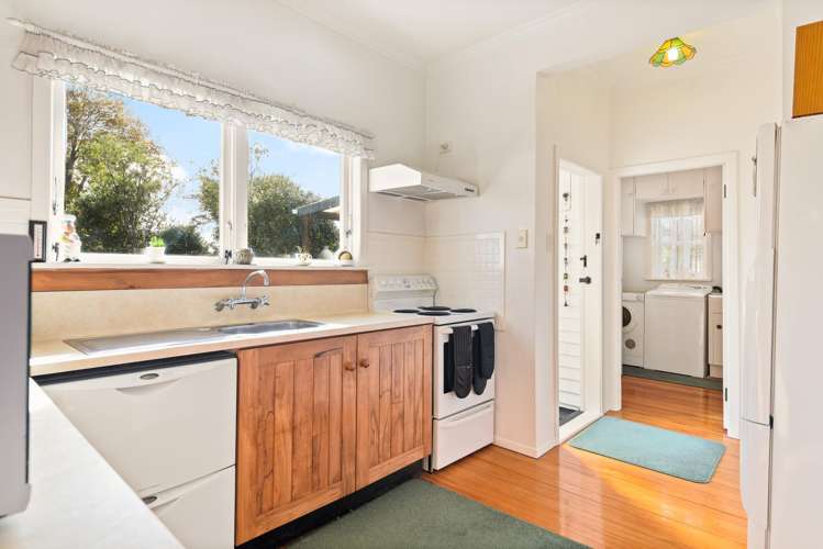 57 Sophia Street Glenholme_8