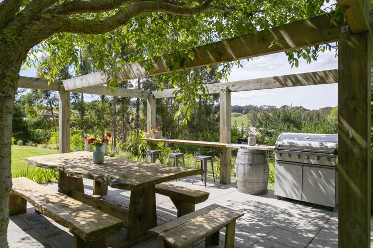 142 Mapara Road Acacia Bay_12