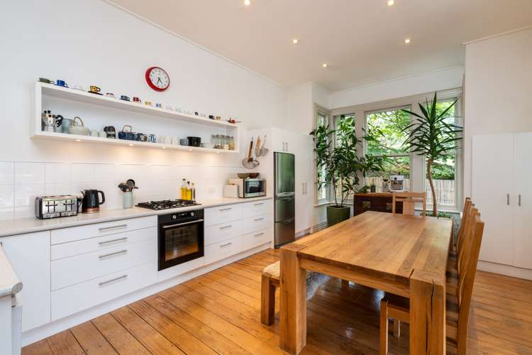 220 North Road North East Valley_8