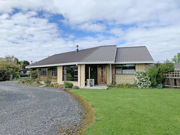 8 Burns Street Owaka_12