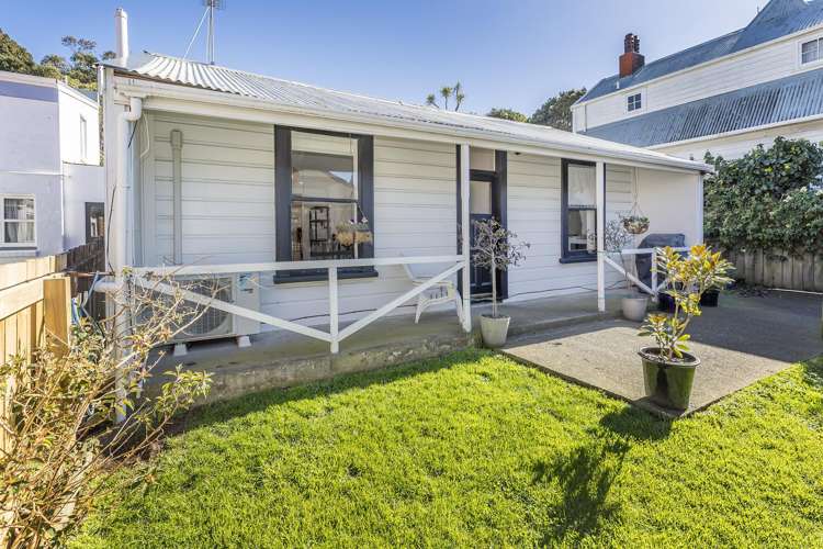 2/36 Moxham Avenue_0