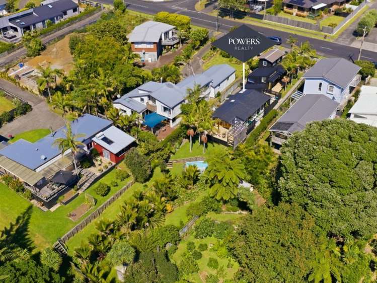 37 Wairau Road Oakura_21