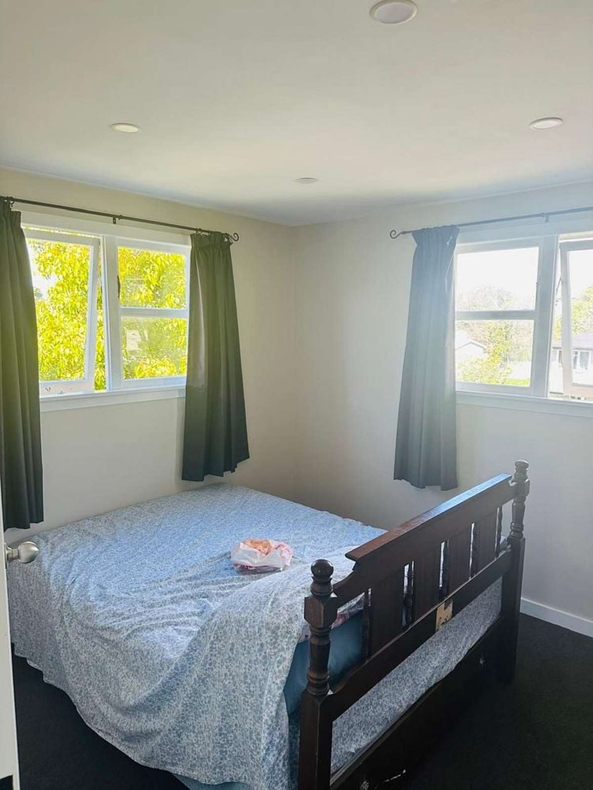 2 bedroom house available for rent 2