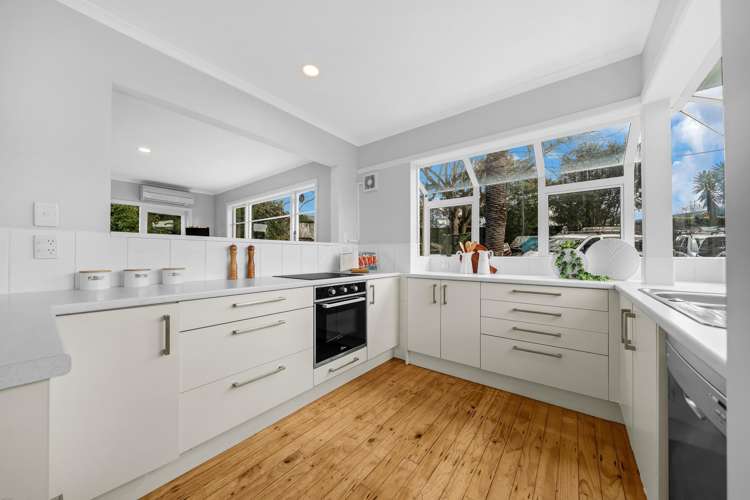 46 Botany Road Botany Downs_9