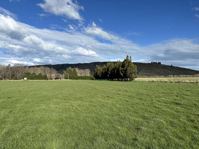 Taieri Supplement or Finishing Block