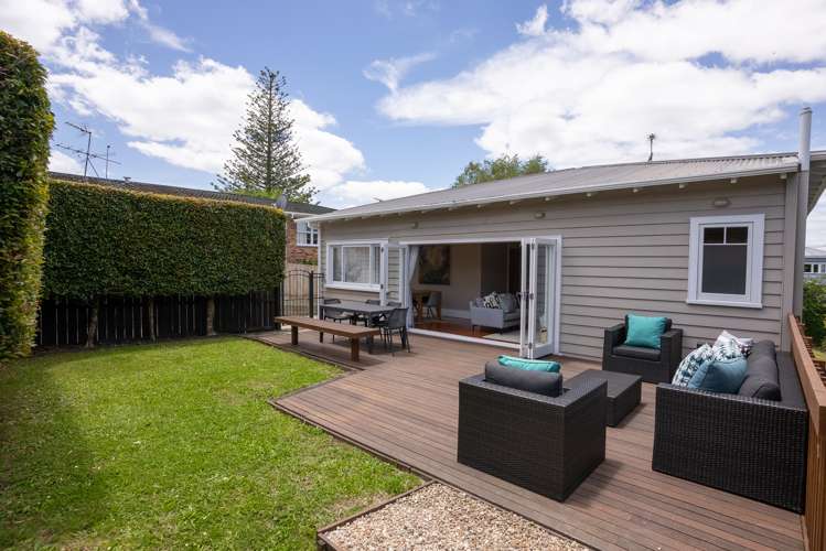 8 Athens Road Onehunga_16