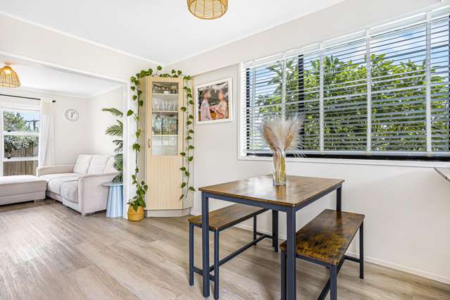 1/12 Marewa Street Te Atatu South_4