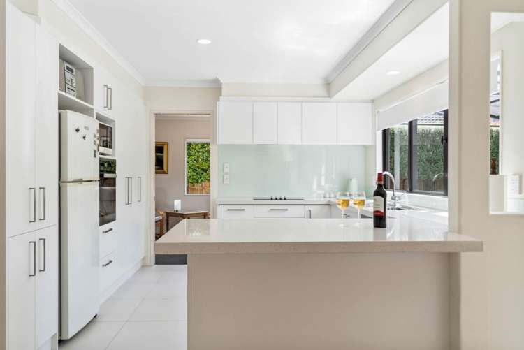 17 Heyington Way East Tamaki Heights_20