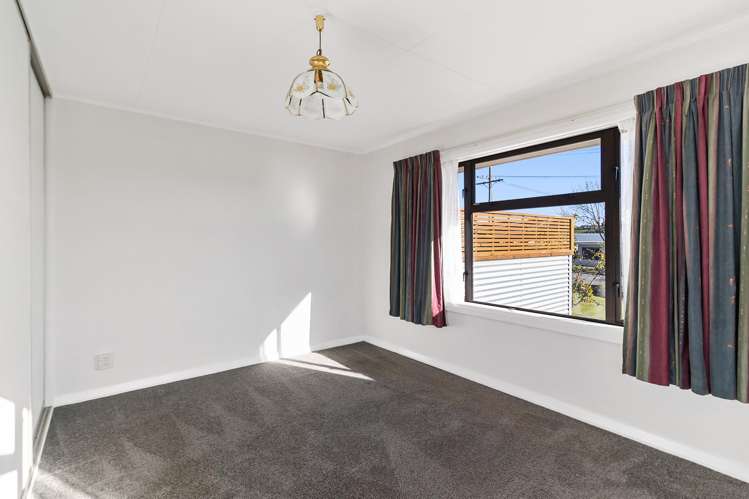 18 Grants Road Marchwiel_12