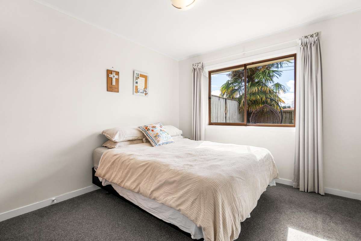 2/48 Byron Street_5