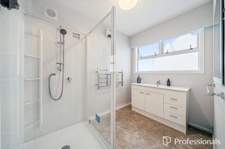 6 Snell Grove Clouston Park_17