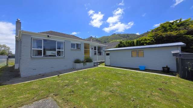  15 Wright Street Wainuiomata_1