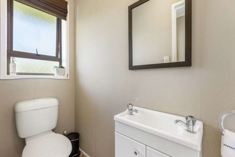 32 Colum Place Bucklands Beach_16