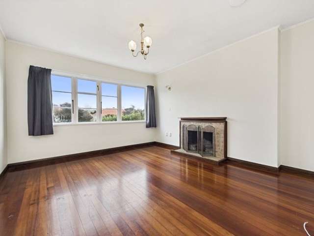 24 Plunket Terrace Hamilton East_2