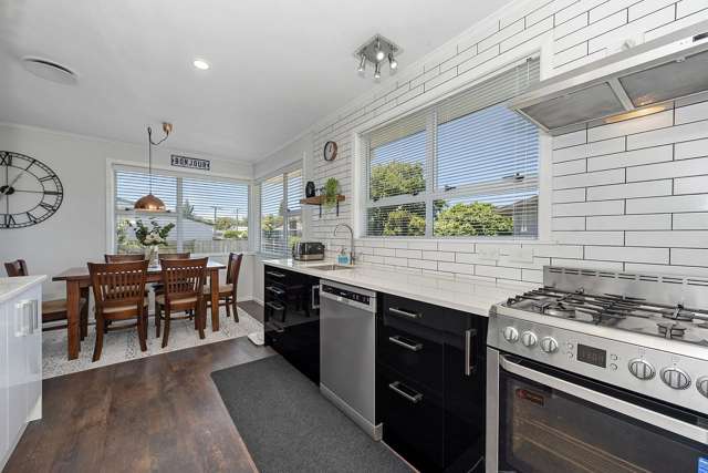 8 Cricket Place Melville_1