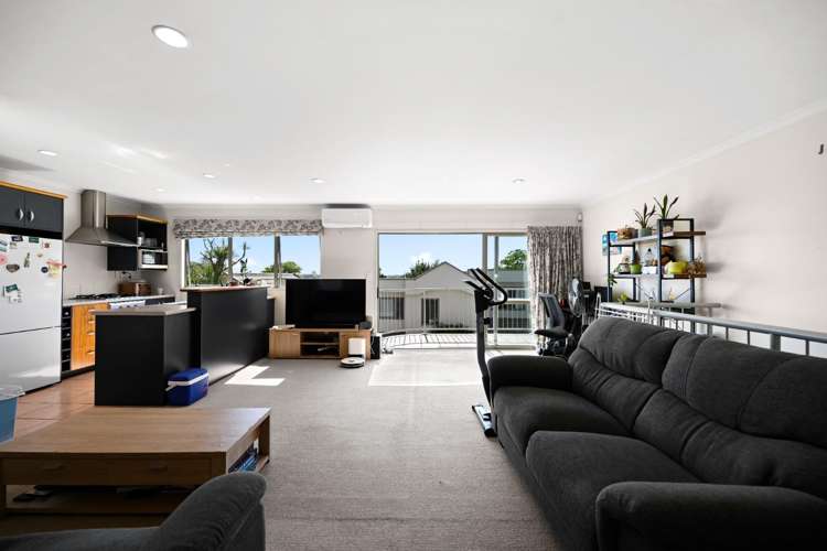 4/11a Ruakiwi Road 500063_4