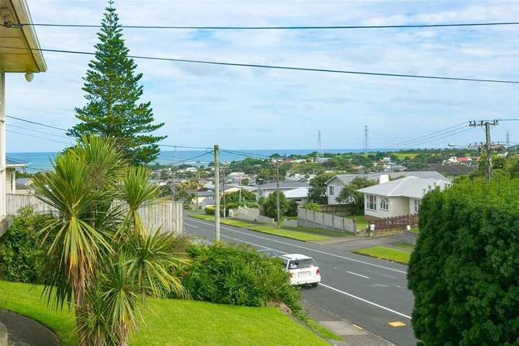 186 Ngamotu Road Spotswood_9