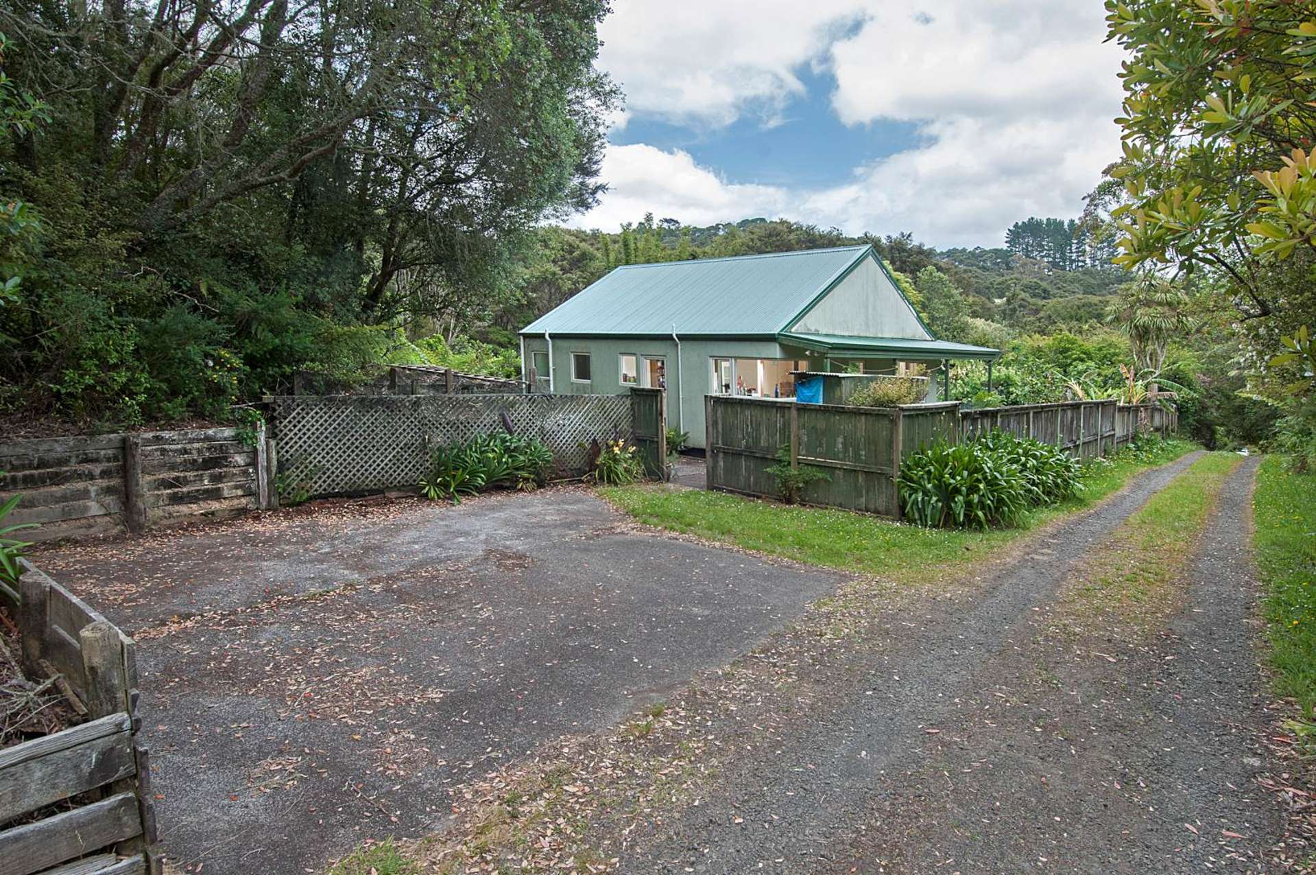 8 Napuka Road Henderson Valley_0