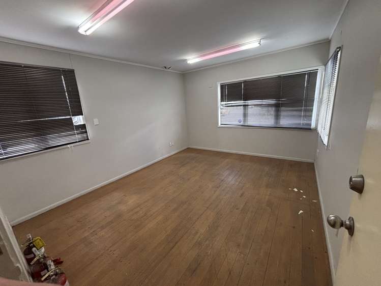 Building 3/8A Quail Place Frankton_3