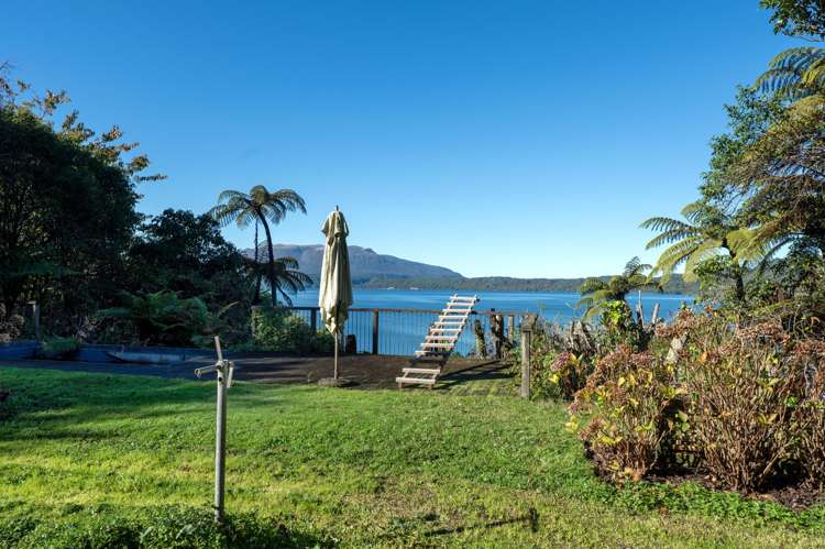 18 & 20 Te Toroa Drive Lake Tarawera_7