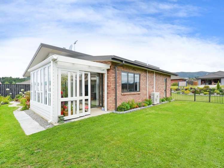 7 Diamond Grove Brown Owl_19