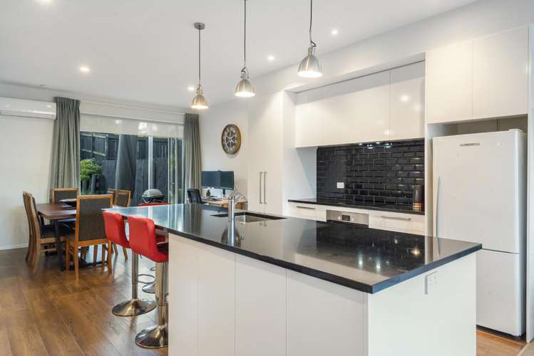 15 Sunview Street Silverdale_5