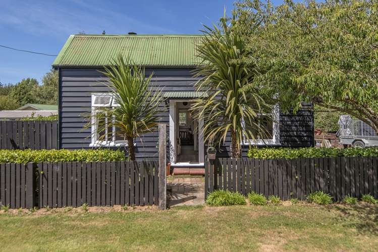 6 Railway Terrace Glentunnel_19