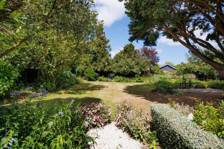 208 Cambridge Avenue Ashhurst_34