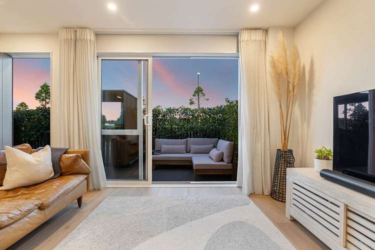 155 Millwater Parkway Millwater_16