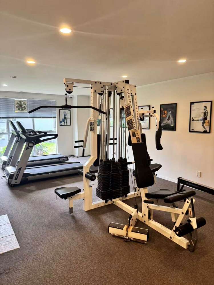 122F Newton Road Eden Terrace_9