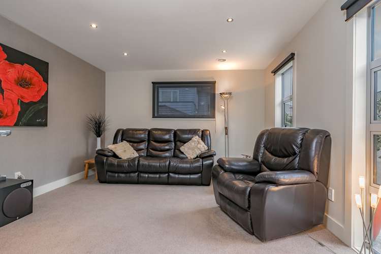 130 Kirton Drive Riverstone Terraces_9