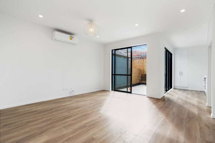 39 Morus Road Massey_5
