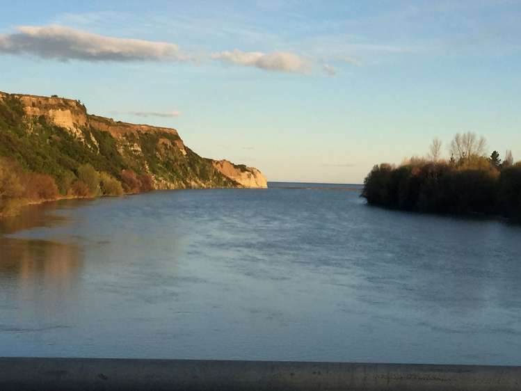 2 West Beach Road Mohaka_18