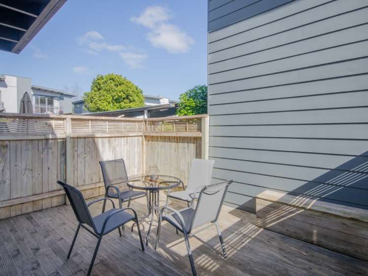 37/8 Soljak Place Mount Albert_13