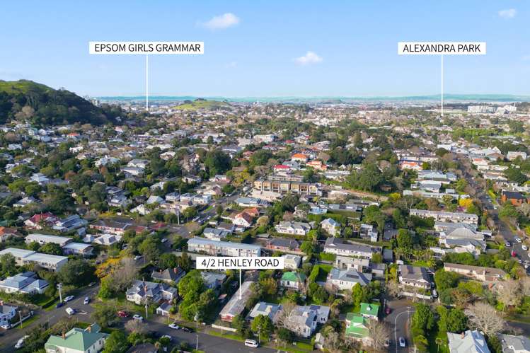 4/2 Henley Road Mount Eden_11