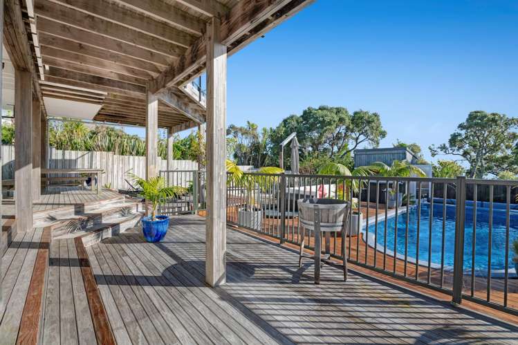 1418 Whangaparaoa Road Army Bay_14