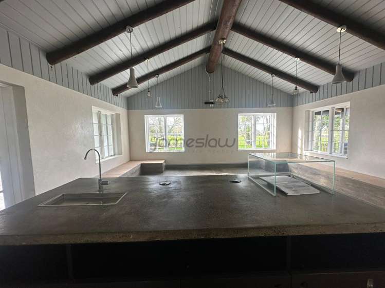 442 North Road Clevedon_18