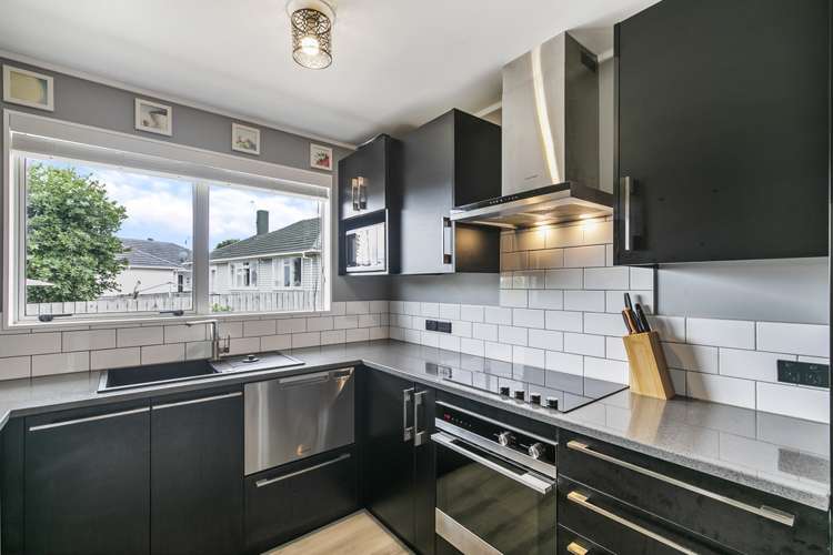 21a Coates Crescent Panmure_5