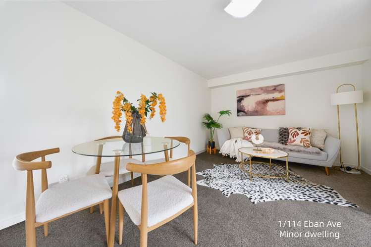 1&2/114 Eban Avenue Hillcrest_17