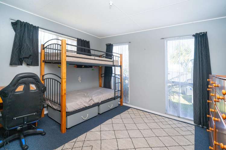 328 Portsmouth Road Flaxmere_7