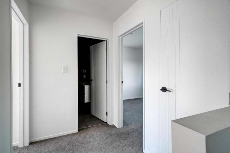 181 Portage Road New Lynn_13