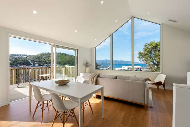 High Performance - Brand New & Stunning Views!