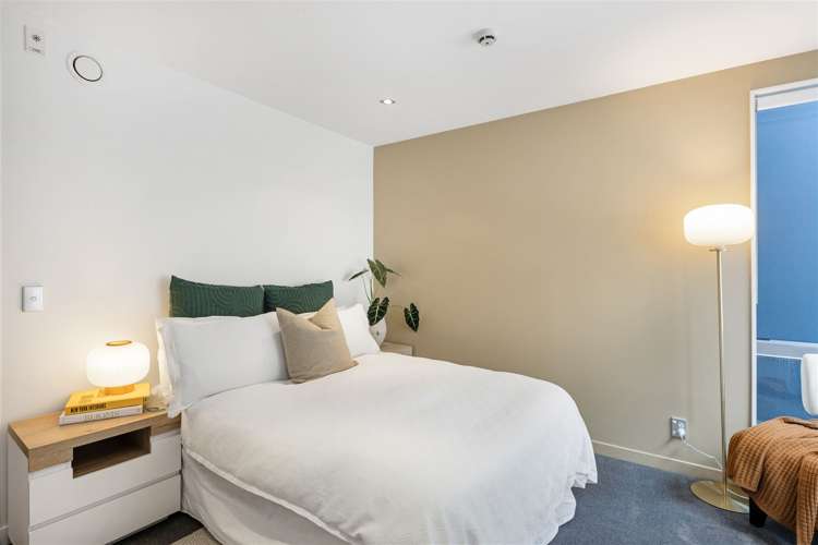 1a/42 Cable Street Te Aro_12